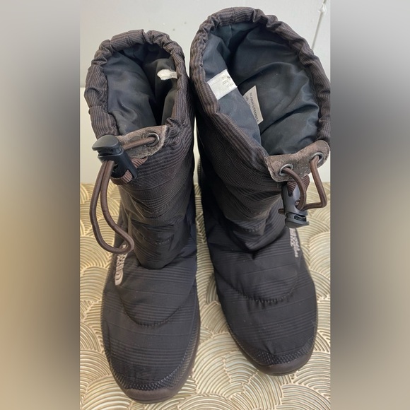 The North Face Black/Brown Winter 700 Women’s Boots - Picture 6 of 9